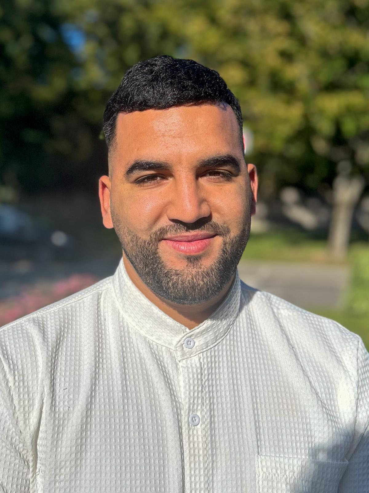 Portrait de Youssef HAMDI, fondateur d’AYM ENERGIE